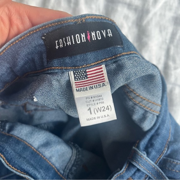 Fashion Nova high waisted Skinny Jeans - Picture 4 of 4